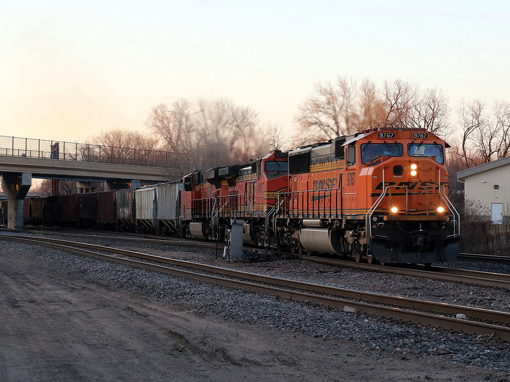 BNSF 9767